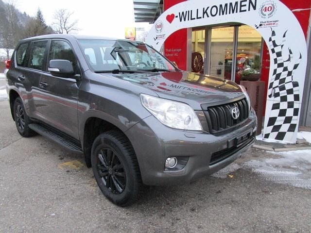 Grau Gebraucht 2012 Toyota Land Cruiser Luna SUV | CHF 25’900 (Fairer Preis) - Bild 1/3