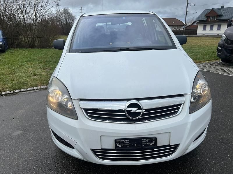Gebraucht Opel Zafira Edition 120 PS (88 kW) 2010 Van / Kleinbus