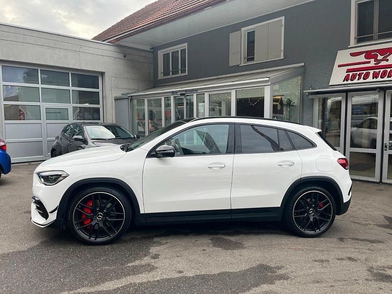 Gebraucht Mercedes GLA45 AMG AMG 421 PS (309 kW) 2020 SUV