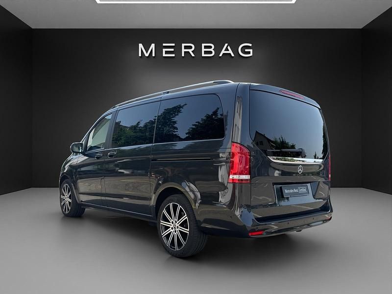 Gebraucht Mercedes V250 190 PS (139 kW) 2022 Schwarz Van / Kleinbus