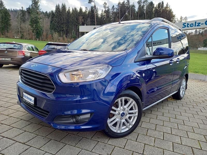Gebraucht Ford Tourneo Titanium 101 PS (74 kW) 2018 Kombi
