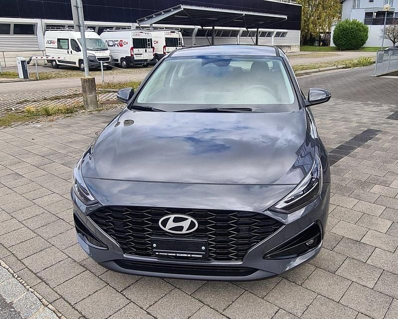Neu 2025 Hyundai i30 Limousine | CHF 27’950 (Fairer Preis) - Bild 1/4