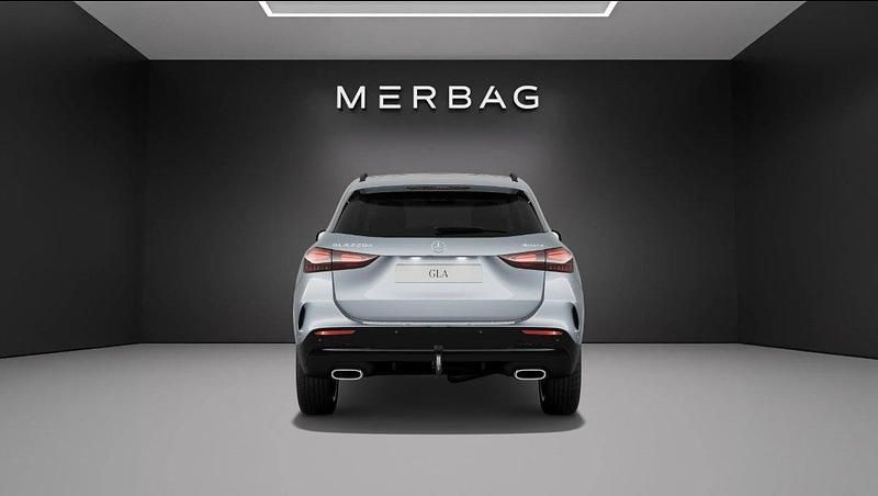 Neu Mercedes GLA220 190 PS (139 kW) 2025 Weiss SUV