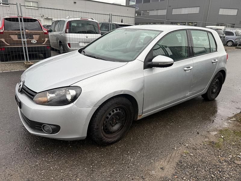 Gebraucht 2011 VW Golf VI Trendline | CHF 2’700 - Bild 1/4