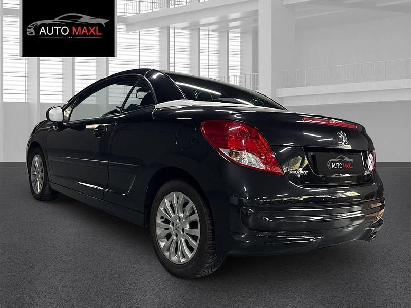 Gebraucht Peugeot 207 CC Platinum 156 PS (114 kW) 2010 Cabrio