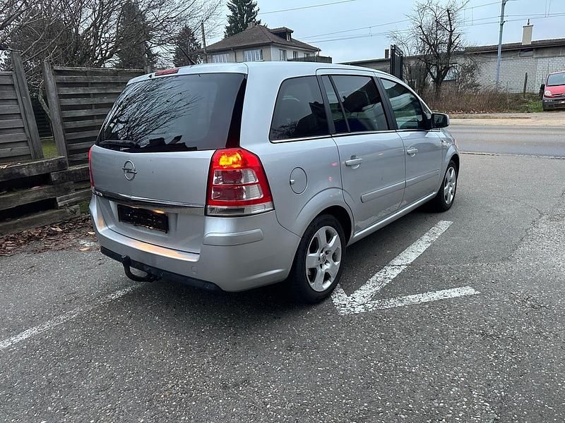 Gebraucht Opel Zafira Sport 150 PS (110 kW) 2010 Van / Kleinbus
