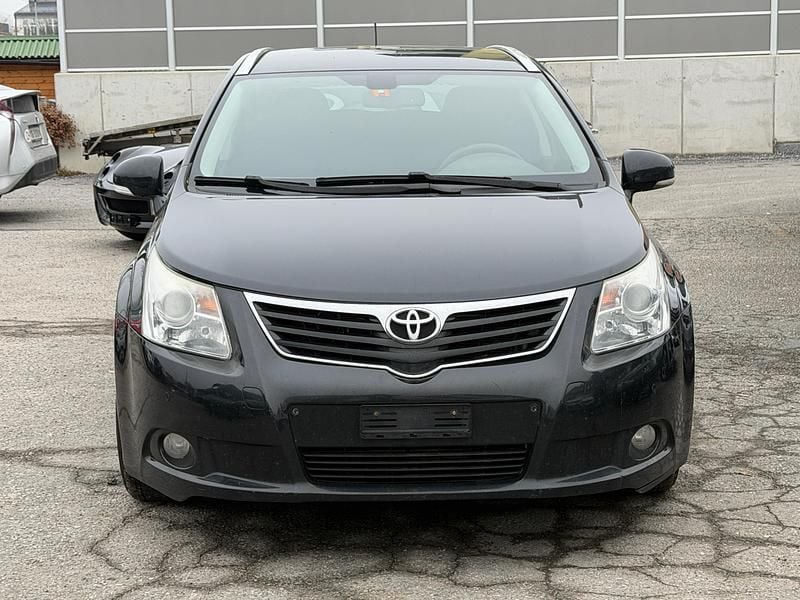 Gebraucht Toyota Avensis Sol 152 PS (111 kW) 2009 Kombi