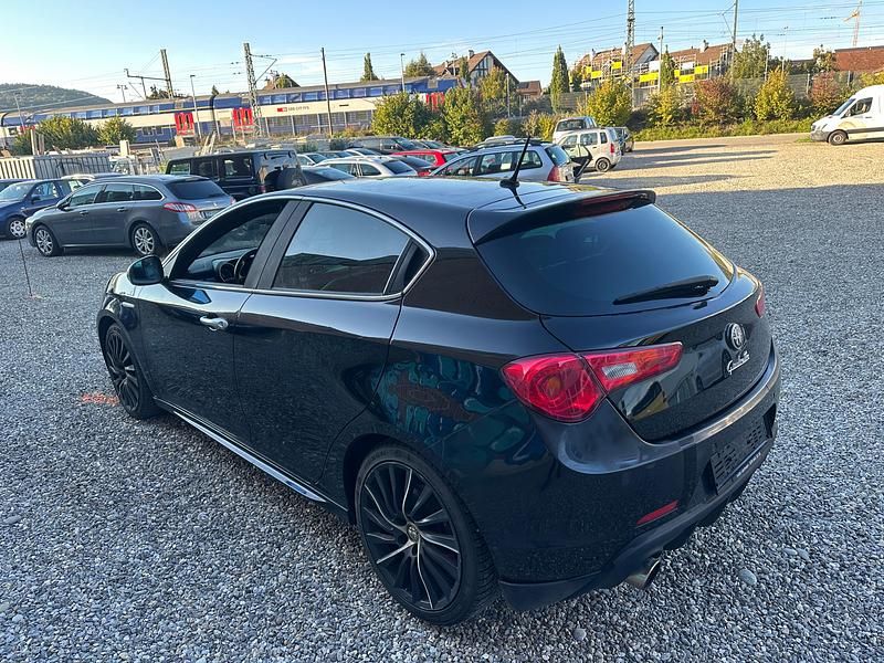 Gebraucht Alfa Romeo Giulietta Quadrifoglio Verde 235 PS (172 kW) 2011 Kleinwagen