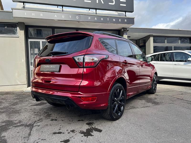 Gebraucht Ford Kuga ST-Line 180 PS (132 kW) 2017 SUV