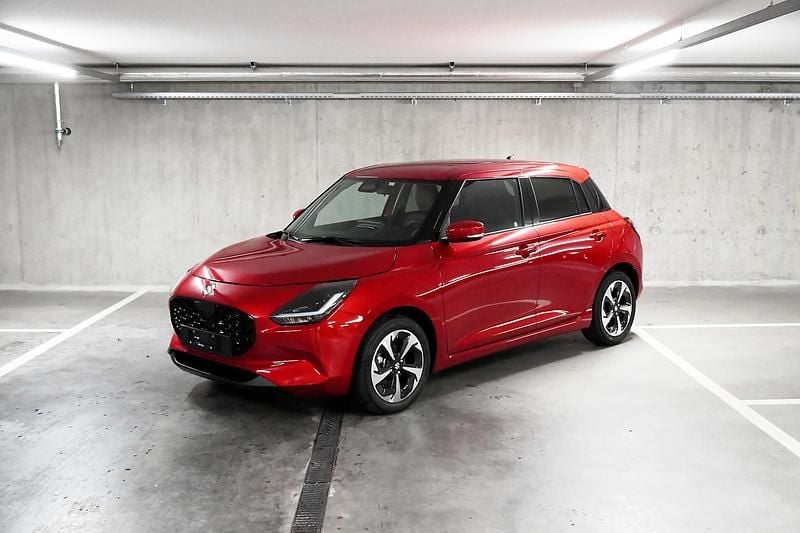 Neu Suzuki Swift 82 PS (60 kW) 2025 Rot Limousine