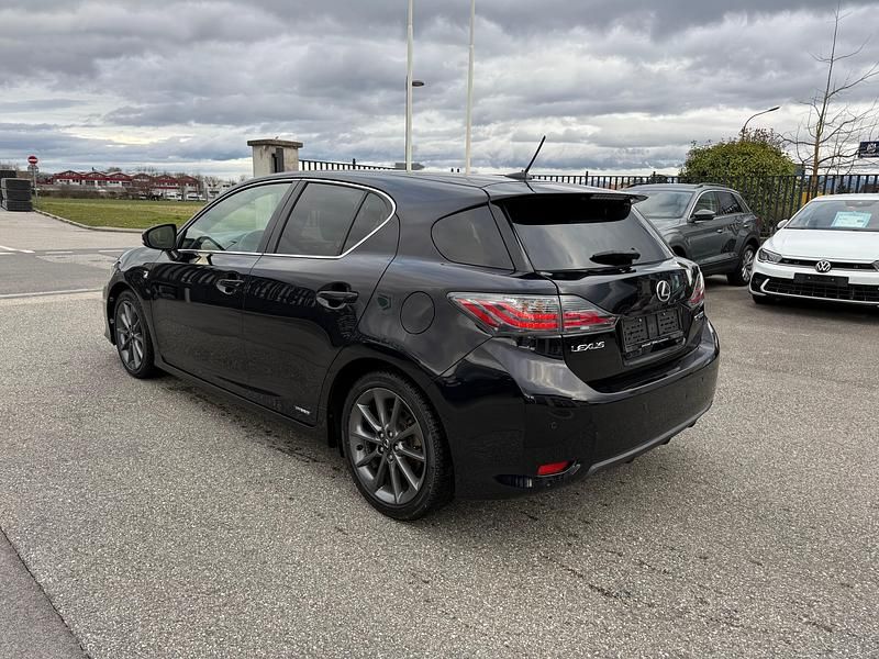 Gebraucht Lexus CT200h Sport Line 136 PS (100 kW) 2012