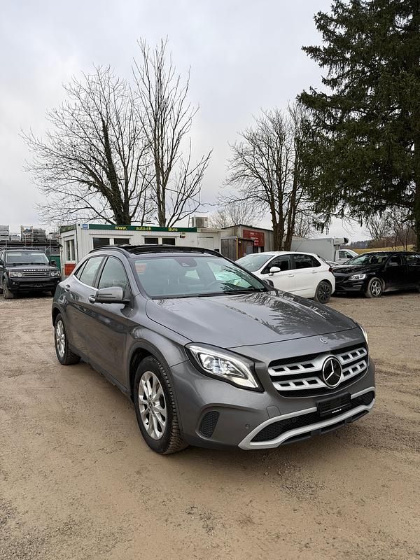 Gebraucht Mercedes GLA220 184 PS (135 kW) 2018 SUV