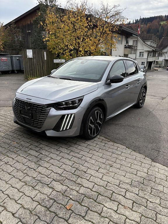 Gebraucht 2024 Peugeot 208 GT Kleinwagen | CHF 23’500 - Bild 1/4
