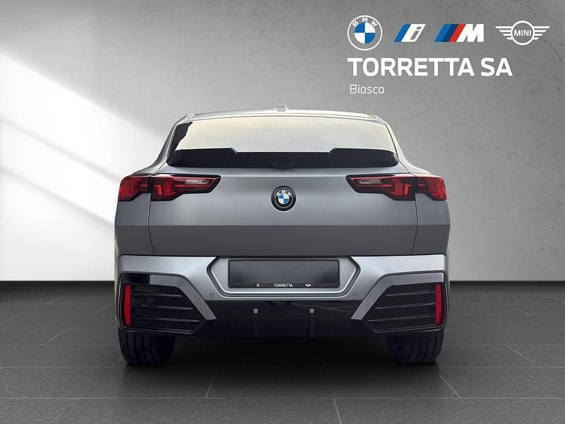 Neu BMW X2 Luxury Line 150 PS (110 kW) 2026 Grau SUV