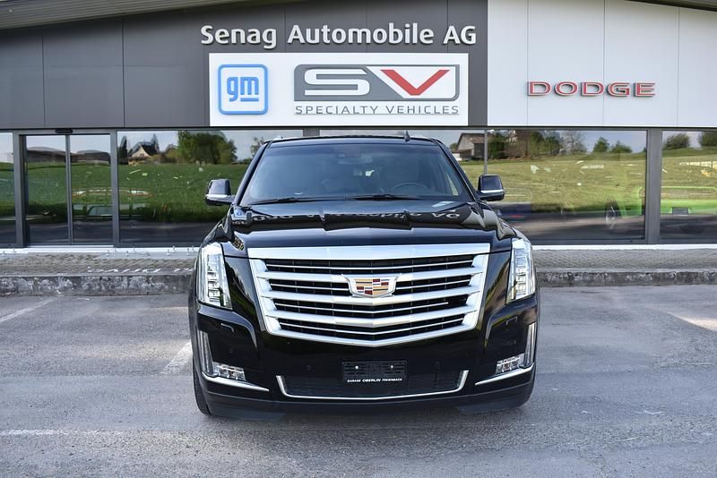 Schwarz Gebraucht 2015 Cadillac Escalade SUV | CHF 54’800 (Teuer) - Bild 1/4