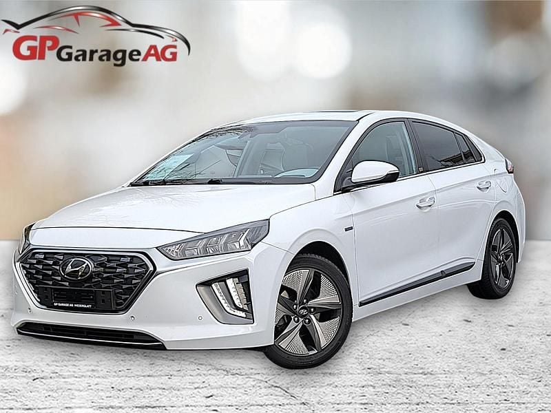 Gebraucht Hyundai Ioniq 141 PS (103 kW) 2020 Weiss Kleinwagen