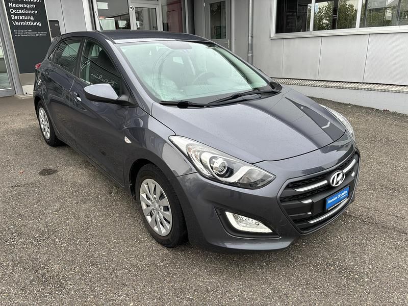 Gebraucht Hyundai i30 100 PS (73 kW) 2017 Kombi