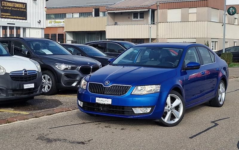 Gebraucht Skoda Octavia Ambition 110 PS (80 kW) 2016 Kleinwagen
