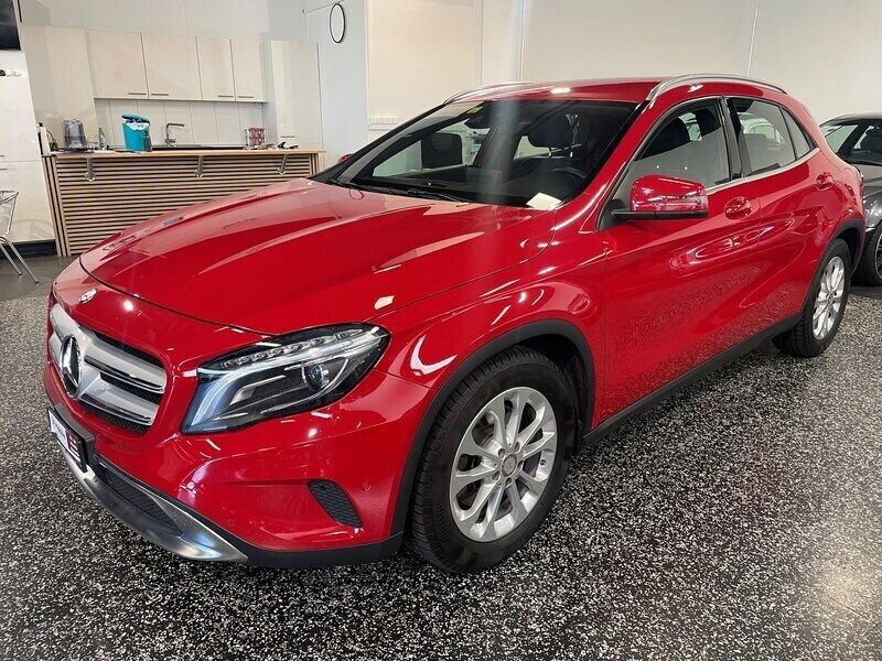 Gebraucht Mercedes GLA250 Urban 211 PS (155 kW) 2016 SUV