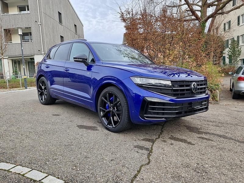 Blau Gebraucht 2025 VW Touareg R SUV | CHF 69’999 - Bild 1/4