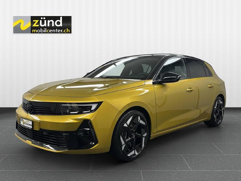 Gelb Gebraucht 2023 Opel Astra GSe Limousine | CHF 29’900 - Bild 1/4