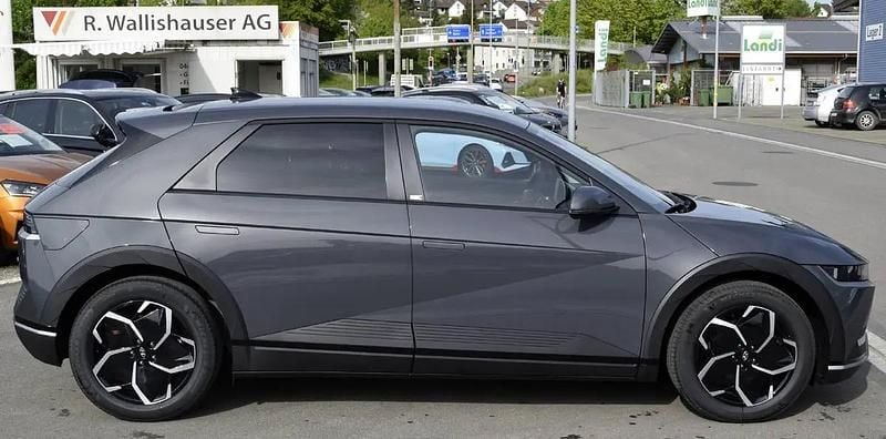 Gray Neu 2025 Hyundai Ioniq 6 Limousine | CHF 39’980 (Fairer Preis) - Bild 1/4