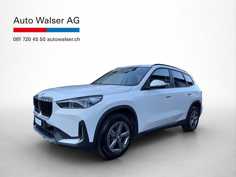 Weiss Gebraucht 2023 BMW X1 Shadowline SUV | CHF 37’500 (Fairer Preis) - Bild 1/4