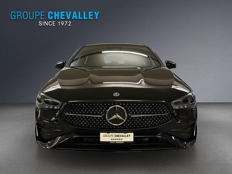 Neu Mercedes CLA250e 224 PS (164 kW) 2025 Schwarz Limousine