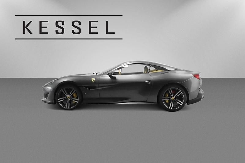 Gebraucht Ferrari Portofino 600 PS (441 kW) 2019 Grau Cabrio
