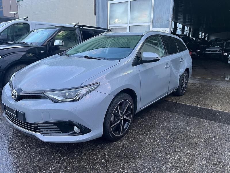 Gebraucht 2019 Toyota Auris Touring Sports Comfort Kombi | CHF 9’900 (Superpreis) - Bild 1/4