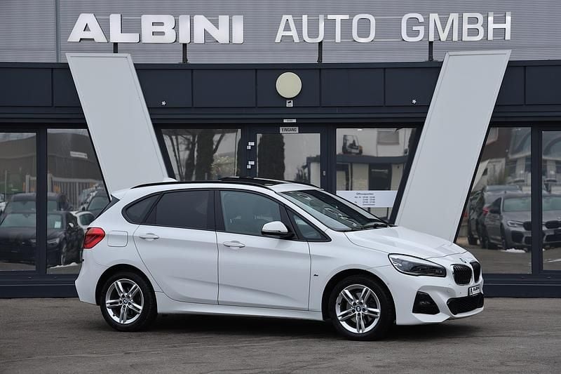 Gebraucht BMW 220 Active Tourer M Sport 190 PS (139 kW) 2021 Van / Kleinbus