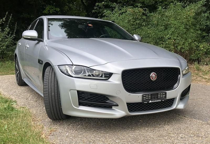 Gebraucht 2016 Jaguar XE R-Sport Limousine | CHF 14’200 - Bild 1/4