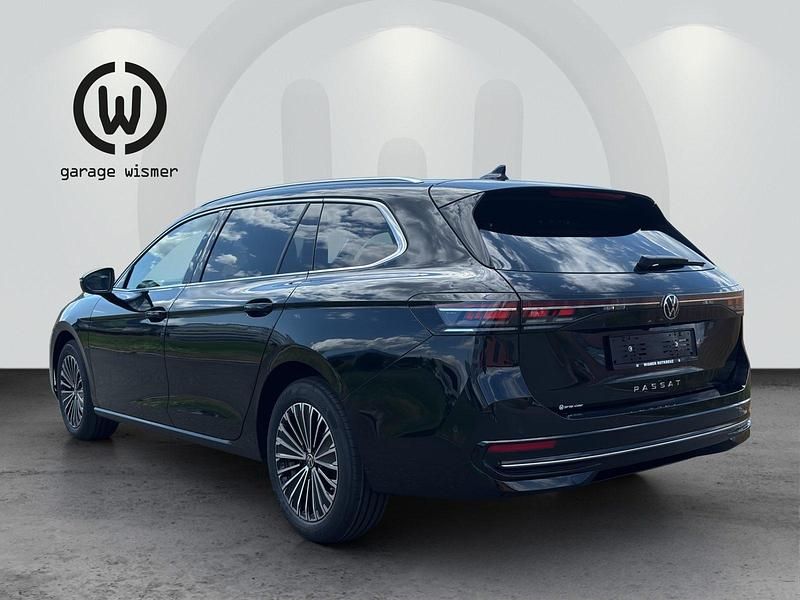 Neu VW Passat Elegance 150 PS (110 kW) 2025 Schwarz Kombi