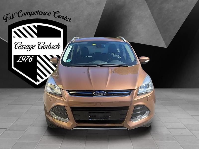 Gebraucht Ford Kuga Titanium 140 PS (102 kW) 2013 Braun SUV