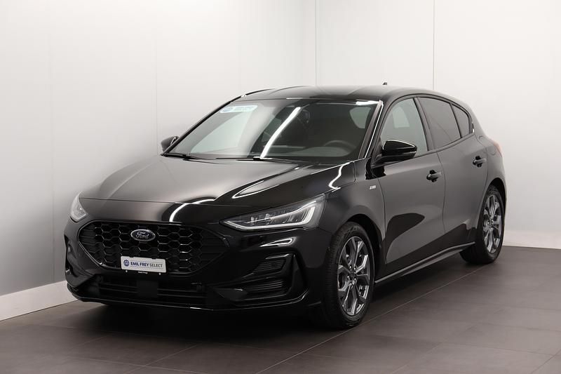 Gebraucht Ford Focus ST-Line 155 PS (114 kW) 2023 Schwarz Limousine