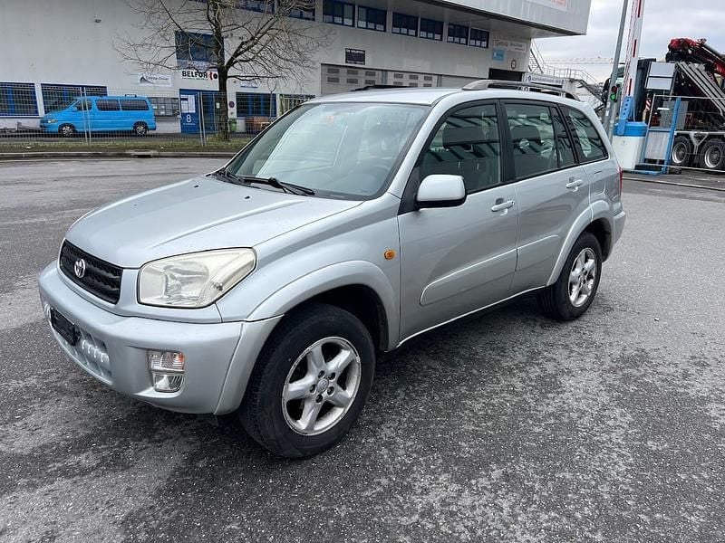 Gebraucht 2001 Toyota RAV4 Sol | CHF 3’900 (Guter Preis) - Bild 1/4