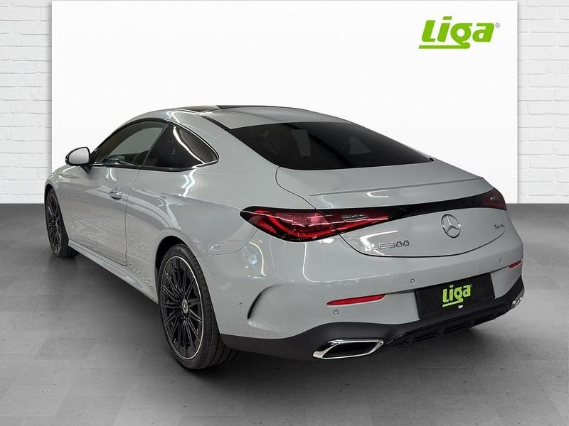Neu Mercedes CLE300 AMG line 281 PS (206 kW) 2025 Coupé