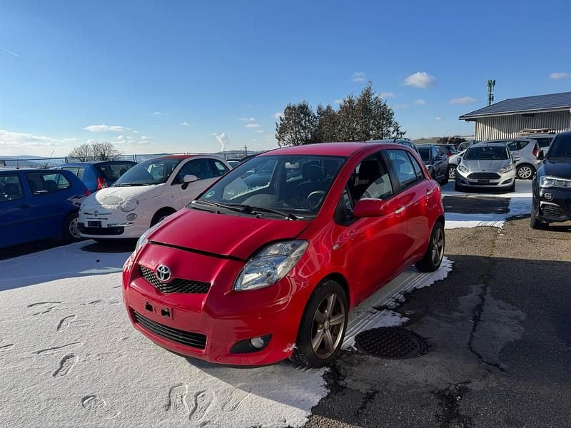 Gebraucht 2011 Toyota Yaris Sol | CHF 2’999 (Guter Preis) - Bild 1/4