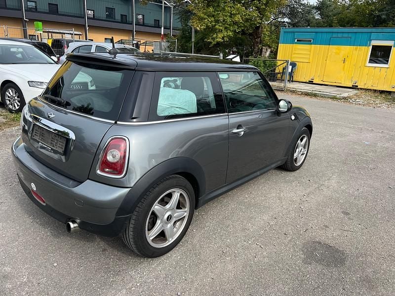 Gebraucht Mini Cooper 120 PS (88 kW) 2010 Kleinwagen