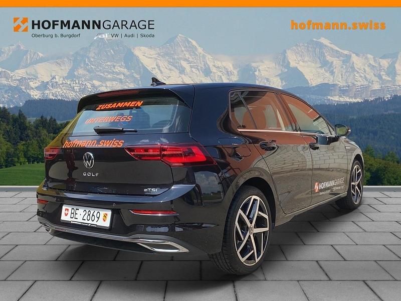 Gebraucht VW Golf VIII Style 150 PS (110 kW) 2020 Schwarz Limousine