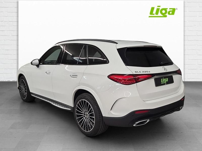 Gebraucht Mercedes GLC220 AMG line 220 PS (161 kW) 2025