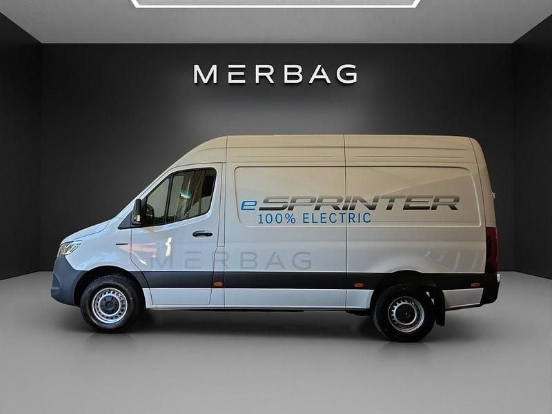 Gebraucht Mercedes E-Sprinter 150 kW (204 PS) 2024 Van