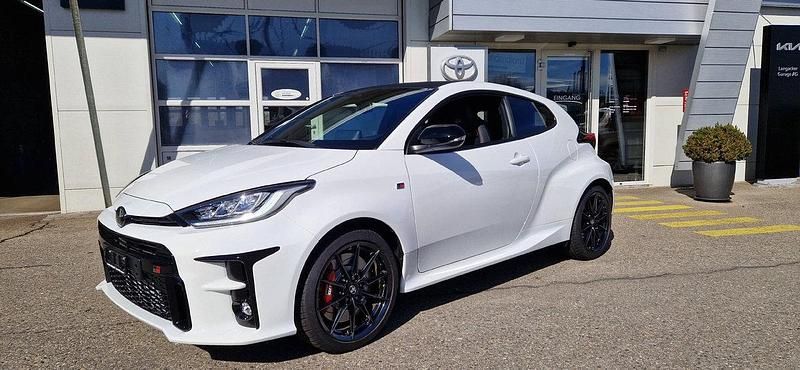 Gebraucht Toyota Yaris Sport 261 PS (191 kW) 2021 Limousine