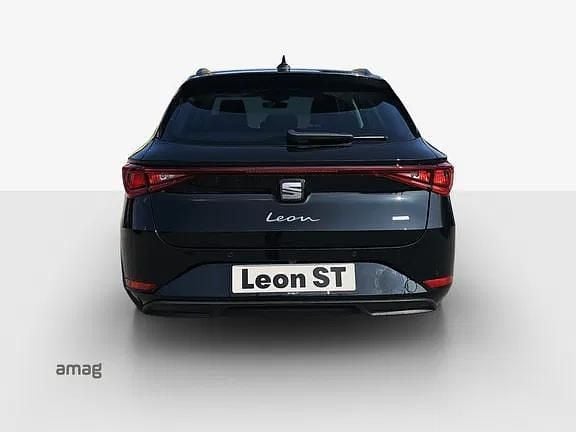 Gebraucht Seat Leon Business 204 PS (150 kW) 2025 Midnight black metallic Kombi