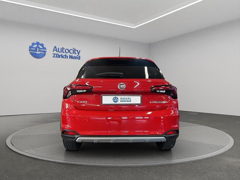 Gebraucht Fiat Tipo Cross 130 PS (95 kW) 2022 Rot Limousine