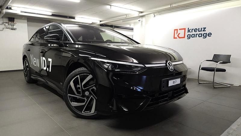 Schwarz Gebraucht 2023 VW ID.7 Pro Kleinwagen | CHF 39’999 (Guter Preis) - Bild 1/4