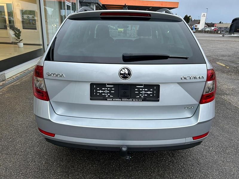Gebraucht Skoda Octavia Ambition 184 PS (135 kW) 2019 Kombi