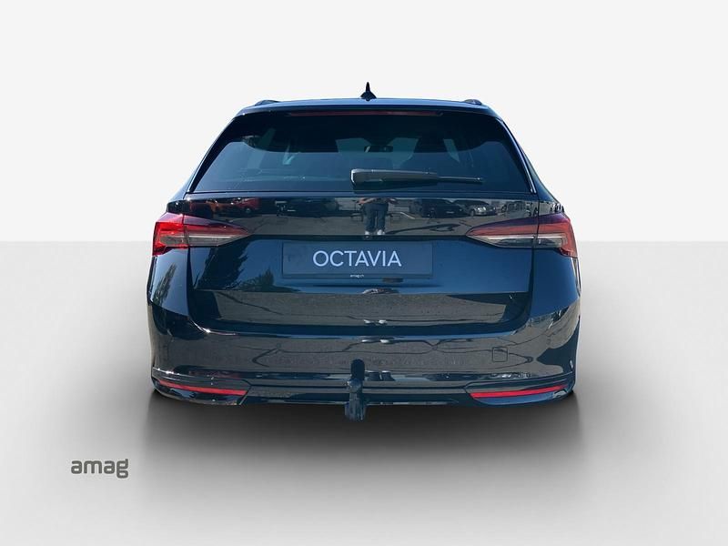 Gebraucht Skoda Octavia SportLine 150 PS (110 kW) 2025 Magic schwarz, perleffekt Kombi