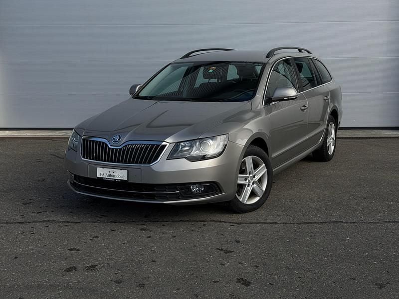 Gebraucht 2014 Skoda Superb Ambition Kombi | CHF 11’499 (Fairer Preis) - Bild 1/4