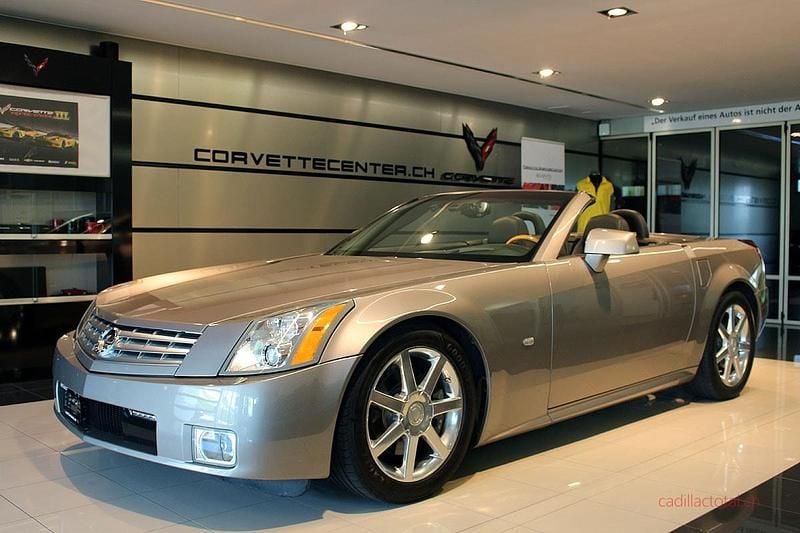 Grau Gebraucht 2006 Cadillac XLR Cabrio | CHF 21’900 - Bild 1/4